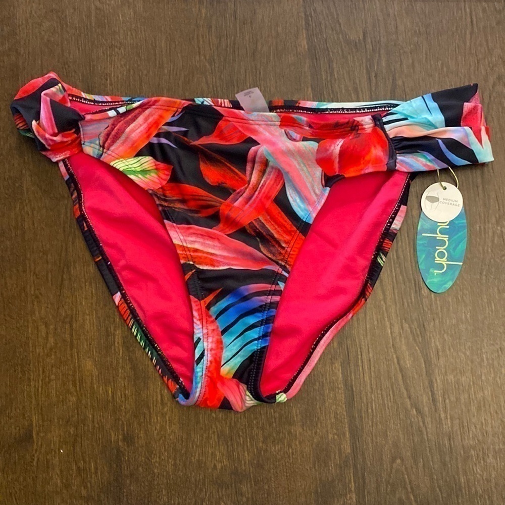Mynah bright tropical‎ high cut medium coverage bikini bottom size L NWT